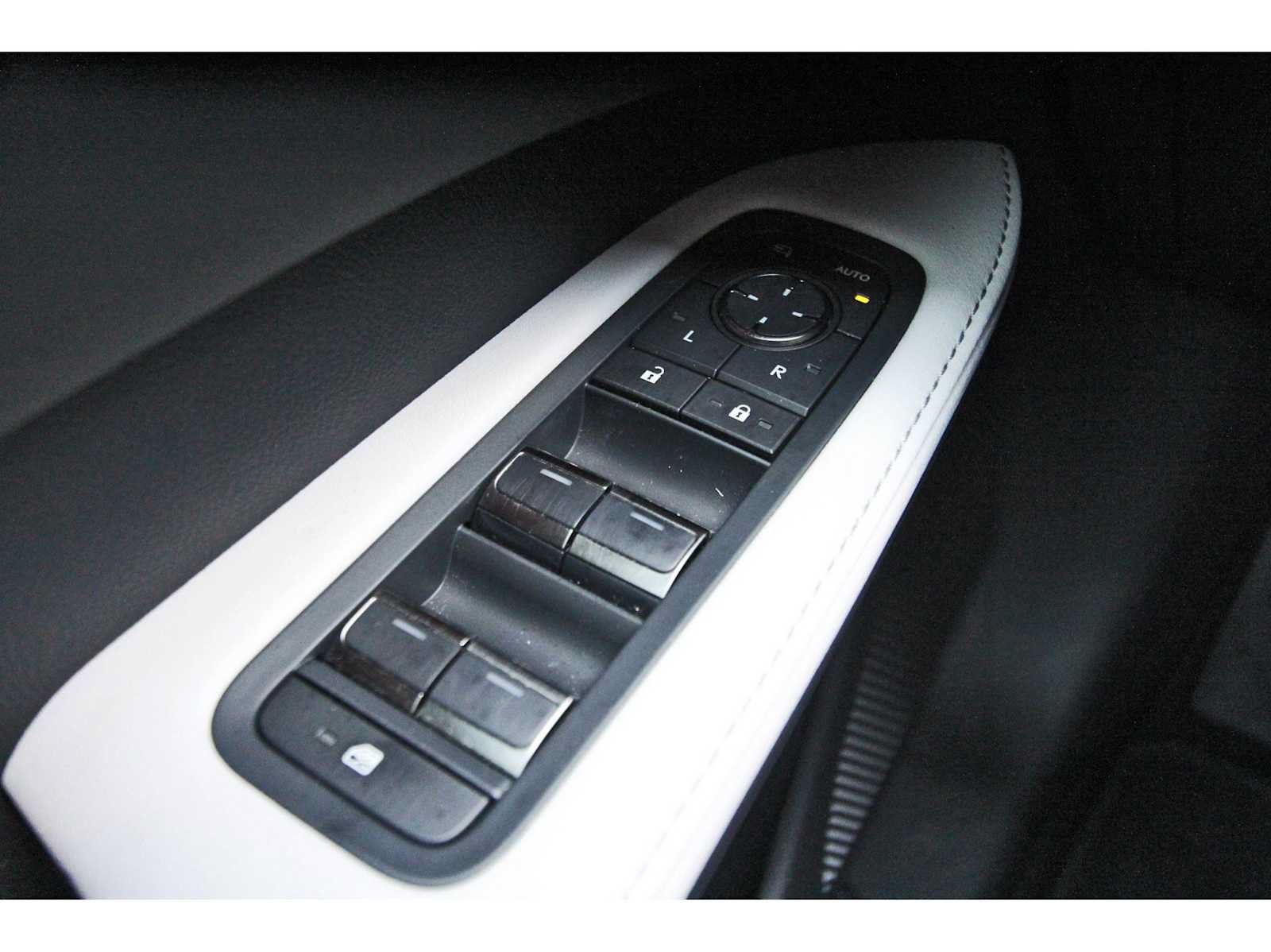 Used 2023 Lexus RX 350 Premium Plus w/ Cold Area Package FWD image 20