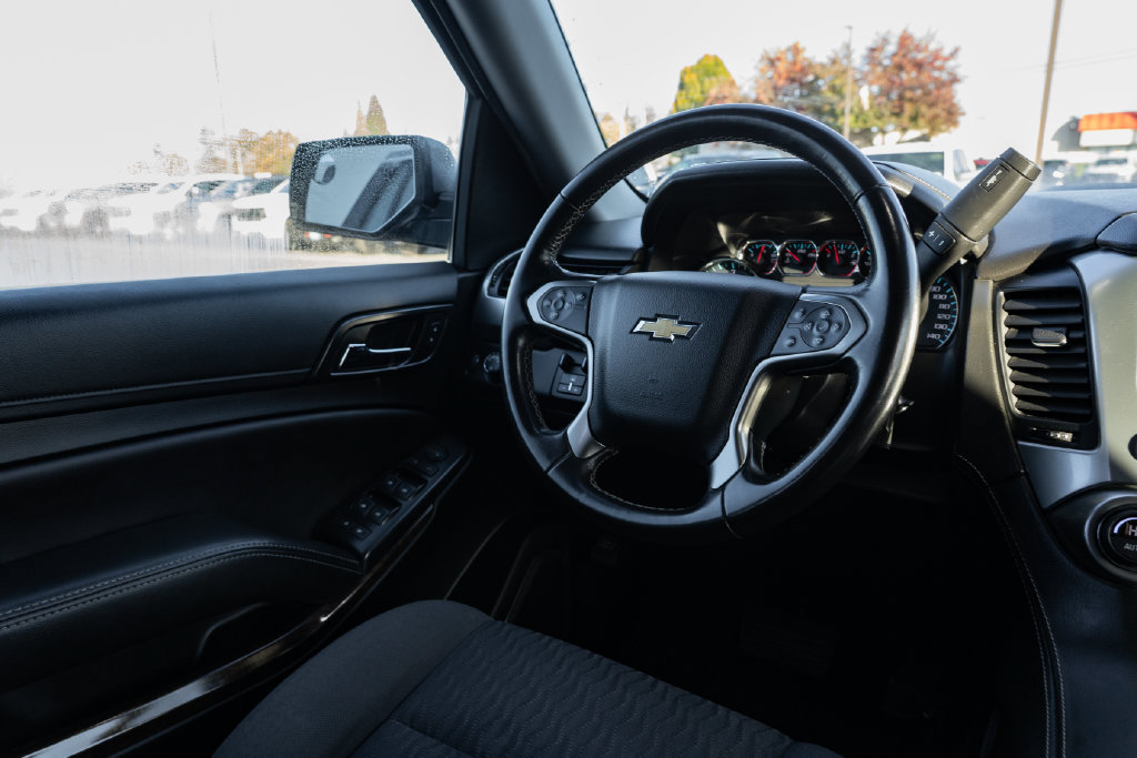 Used 2019 Chevrolet Tahoe LS w/ All-Season Package RWD image 12