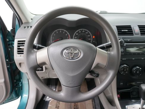 Used 2010 Toyota Corolla image 15
