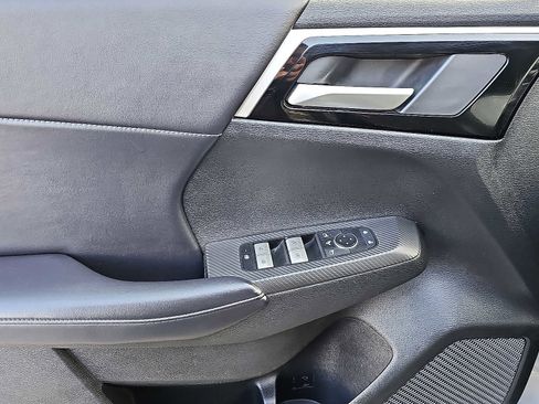 Used 2024 Mitsubishi Outlander SE image 14