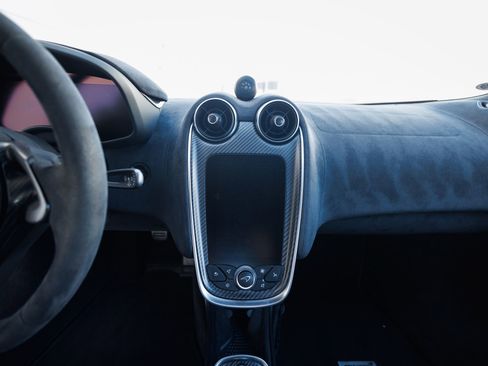 Used 2019 McLaren 600LT image 45