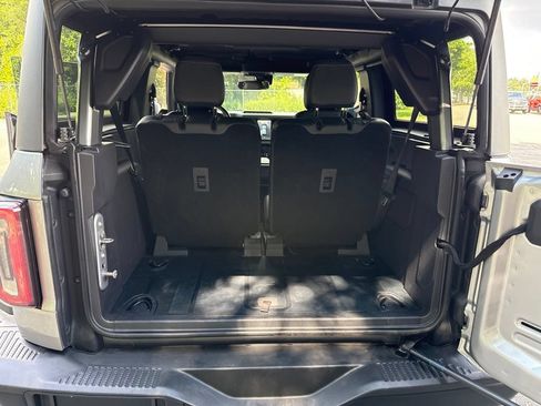 Used 2023 Ford Bronco Badlands w/ Sasquatch Package AWD/4WD image 16