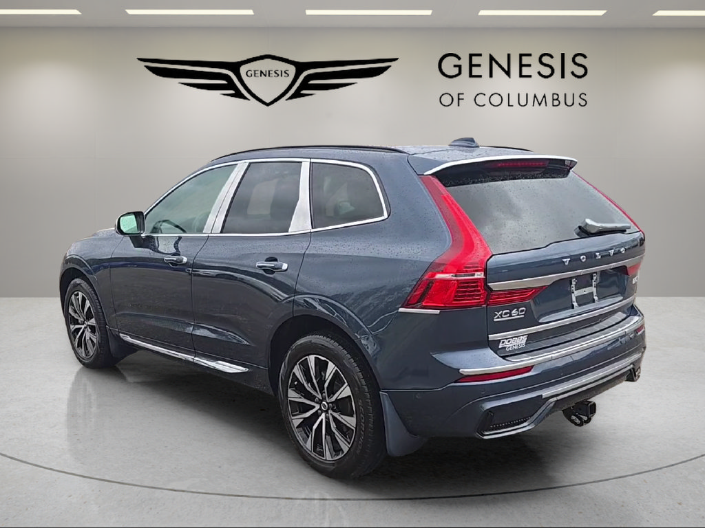 Used 2024 Volvo XC60 B5 Plus w/ Protection Package Premier AWD/4WD image 3