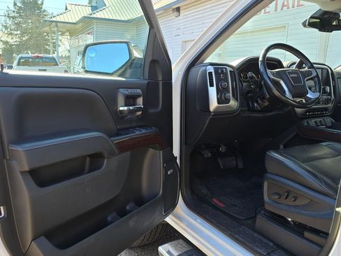 Used 2017 GMC Sierra 1500 SLT image 19