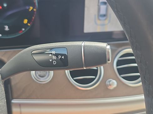 Used 2022 Mercedes-Benz E 350 4MATIC Sedan image 20