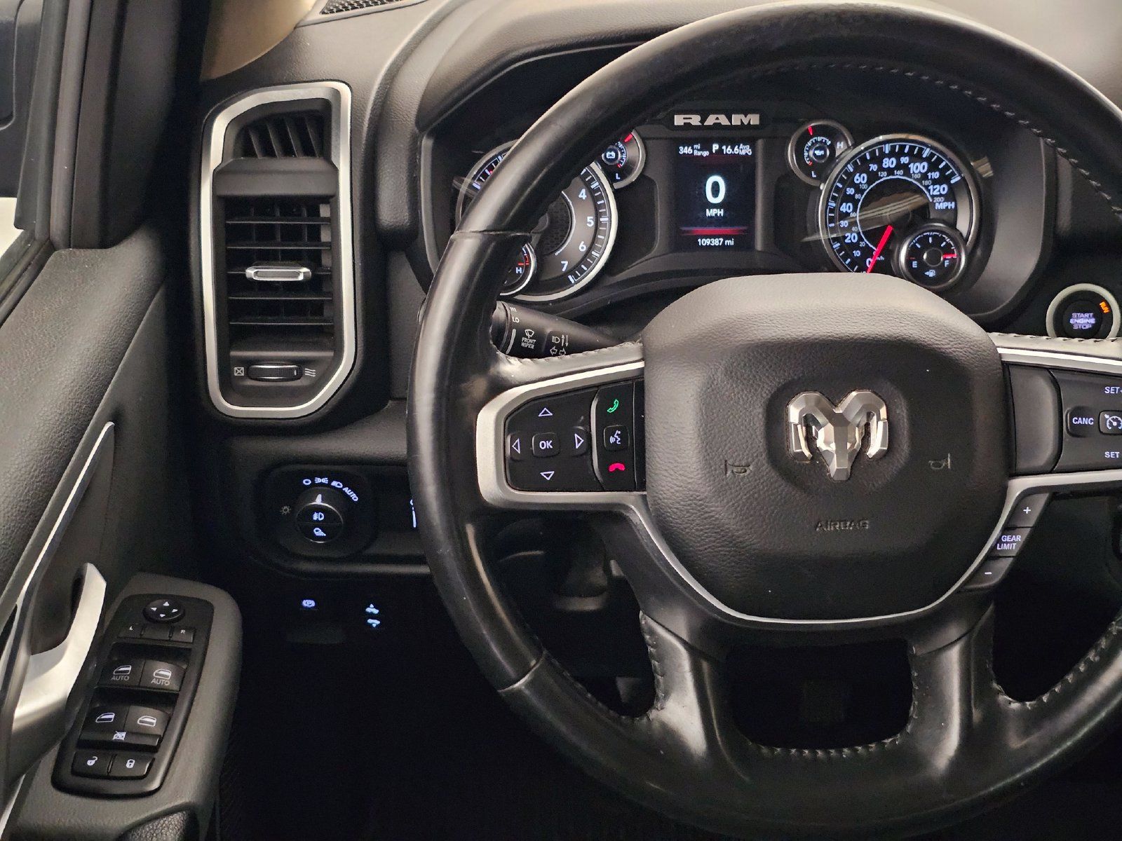 Used 2020 RAM 1500 Big Horn AWD/4WD image 10