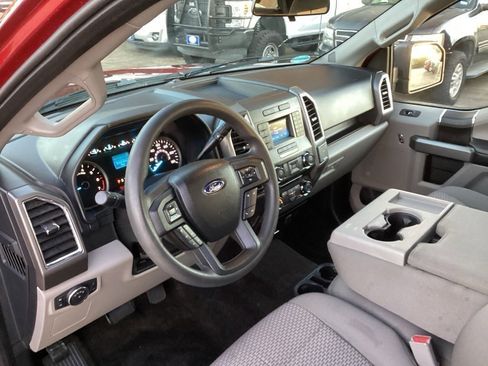 Used 2015 Ford F150 XLT image 22
