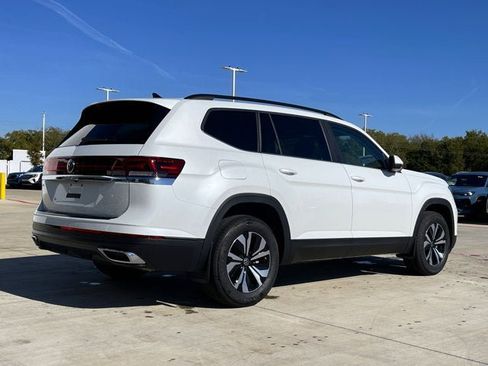 New 2026 Volkswagen Atlas SE image 8