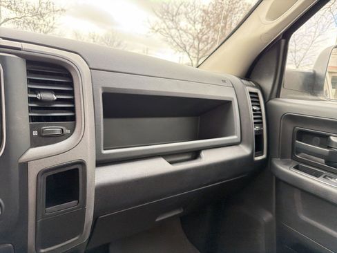 Used 2018 RAM 2500 Tradesman w/ Chrome Appearance Group image 21