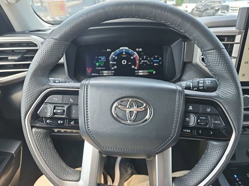 Used 2023 Toyota Sequoia SR5 w/ SR5 Premium Package AWD/4WD image 18