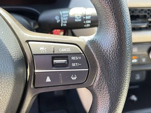 Used 2026 Honda HR-V LX image 13