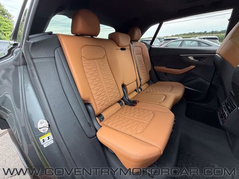 Used 2024 Audi RS Q8 AWD/4WD image 48