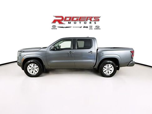 Used 2022 Nissan Frontier SV image 4