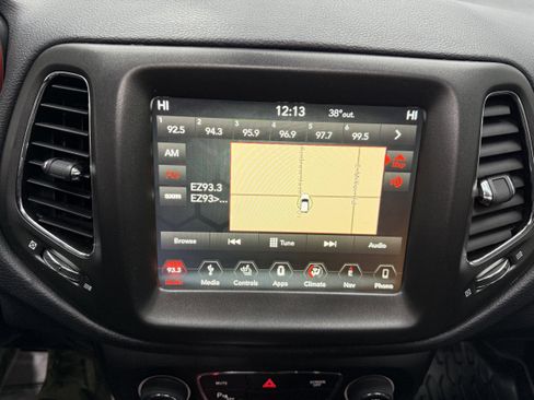 Used 2018 Jeep Compass Trailhawk w/ Leather Interior Group image 23