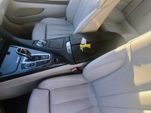 Used 2012 BMW 650i Convertible image 33