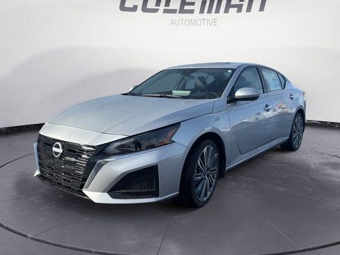 New 2025 Nissan Altima 2.5 SL image 1