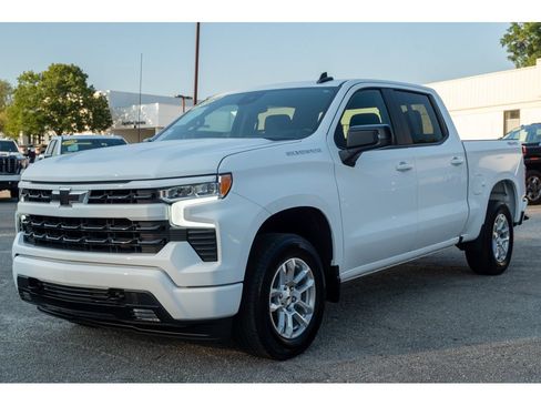 Used 2026 Chevrolet Silverado 1500 RST AWD/4WD image 4