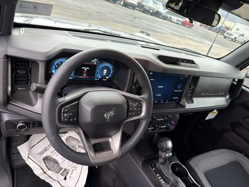 New 2025 Ford Bronco 2-Door AWD/4WD image 14