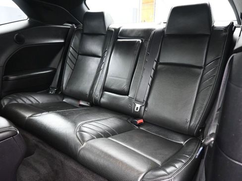 Used 2016 Dodge Challenger SRT Hellcat RWD image 31