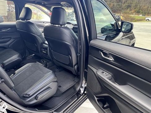 New 2025 Jeep Grand Cherokee L Altitude image 29