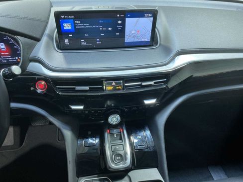 Used 2023 Acura MDX SH-AWD w/ Technology Package image 16