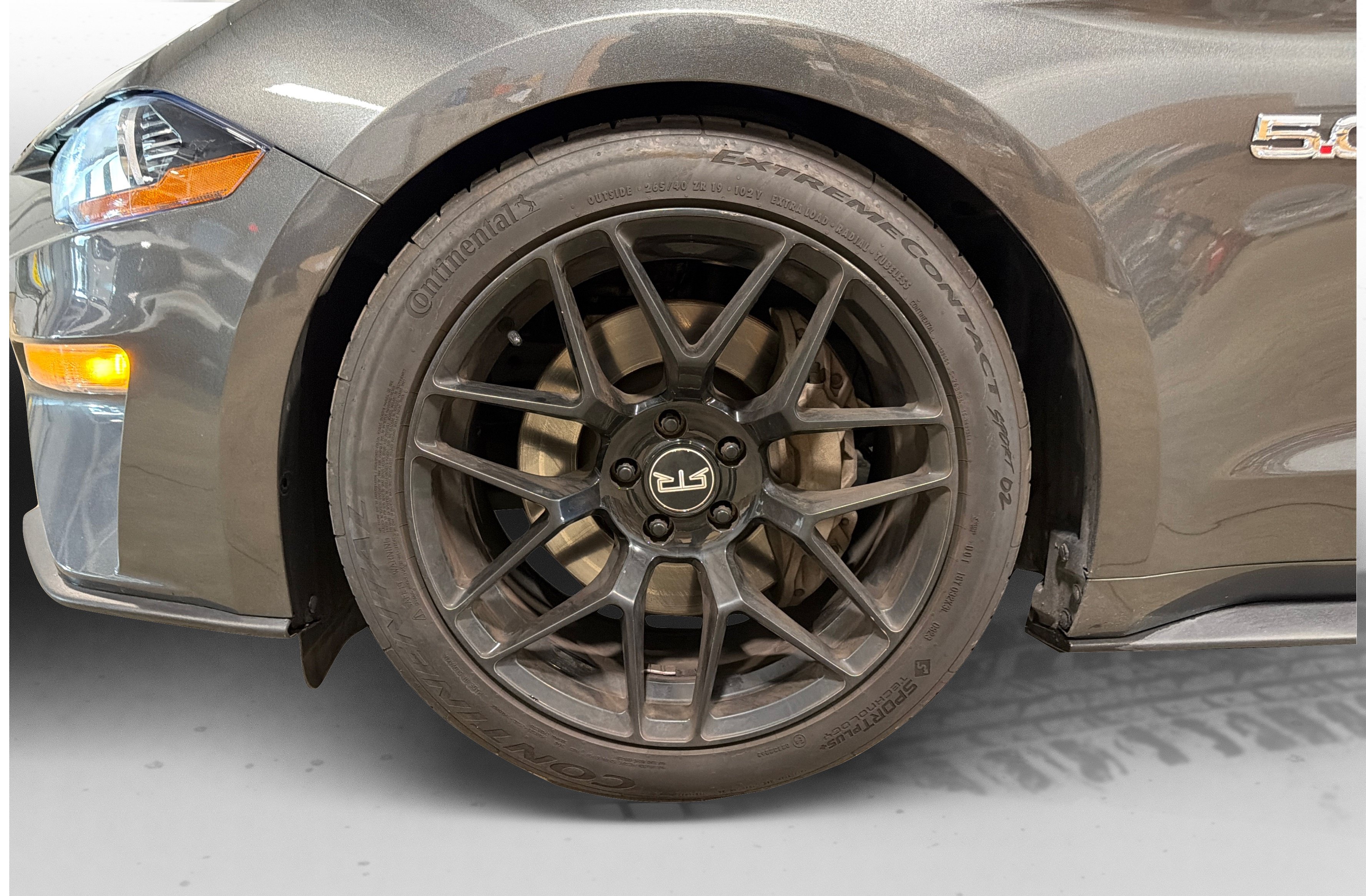 Used 2018 Ford Mustang GT Premium RWD image 47