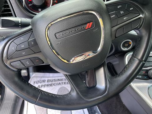 Used 2018 Dodge Challenger SXT image 25
