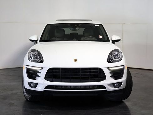 Used 2017 Porsche Macan AWD/4WD image 9