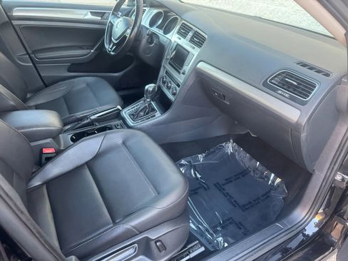 Used 2015 Volkswagen Golf TDI S FWD image 14