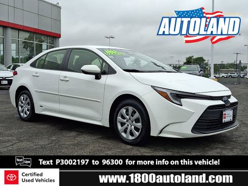 Certified 2023 Toyota Corolla LE image 1