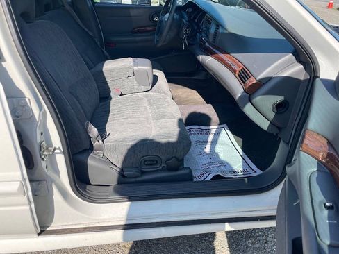 Used 2005 Buick Le Sabre Custom FWD image 12