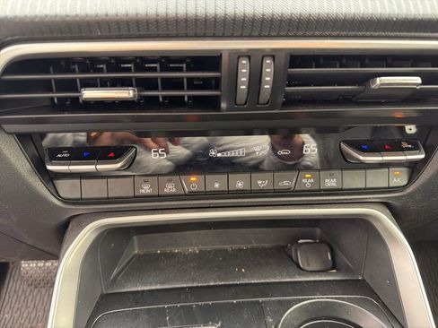 Used 2024 MAZDA CX-90 3.3 Turbo w/ Select Package image 23