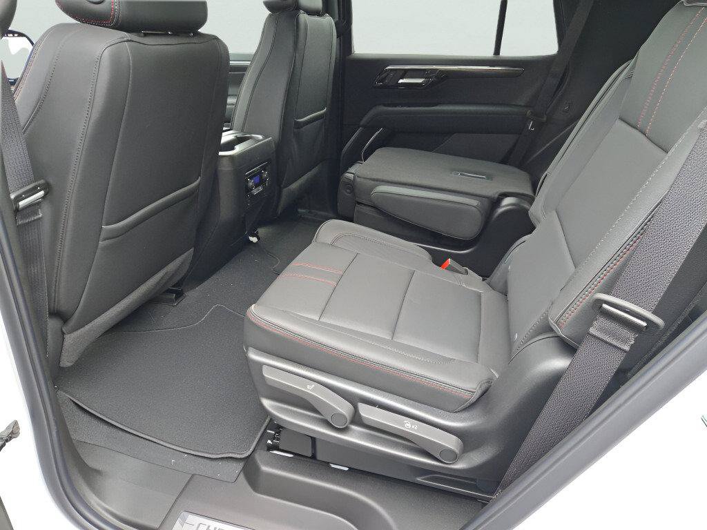 New 2026 Chevrolet Tahoe RST w/ Comfort Package AWD/4WD image 24