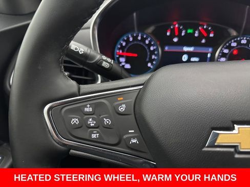 Used 2024 Chevrolet Equinox LT image 6