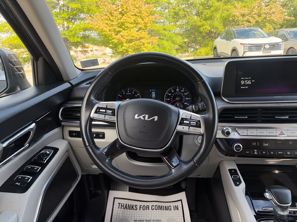 Used 2022 Kia Telluride EX w/ EX Premium Package FWD image 14
