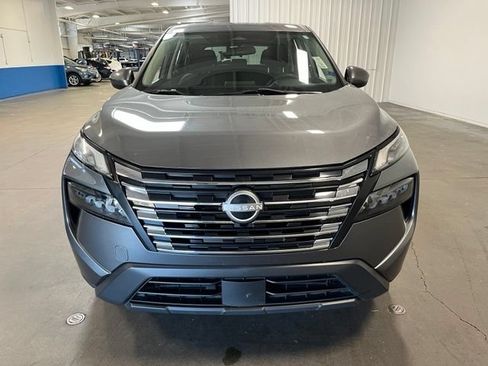 Used 2024 Nissan Rogue SV FWD image 8