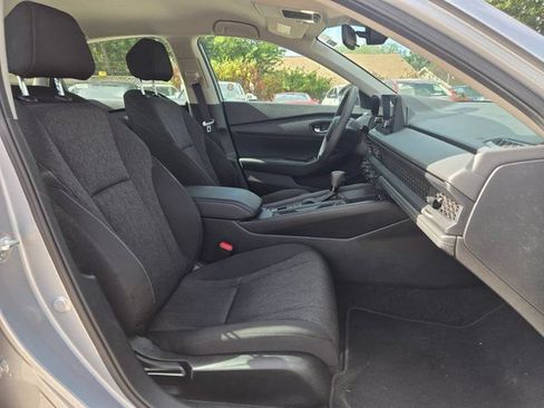 Used 2025 Honda Accord LX image 26