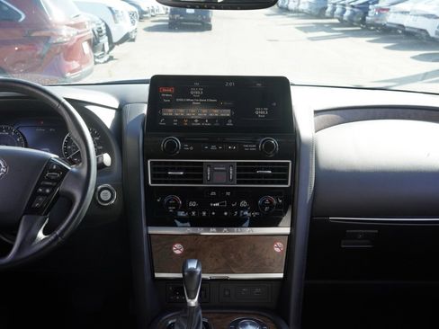 Certified 2024 Nissan Armada SL w/ Captain's Chairs Package image 21