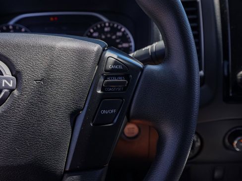 Used 2022 Nissan Frontier SV image 26