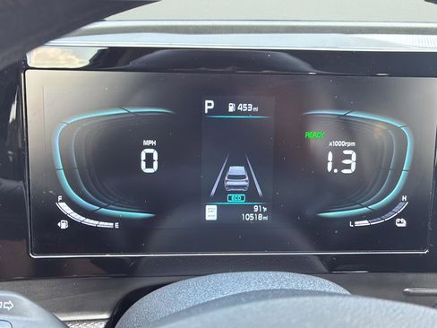 Used 2025 Kia Sportage LX FWD image 32