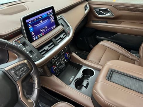 Used 2021 Chevrolet Tahoe High Country AWD/4WD image 28
