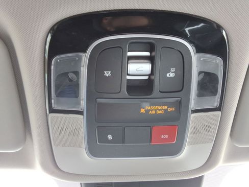 Used 2023 Hyundai Tucson Limited image 18