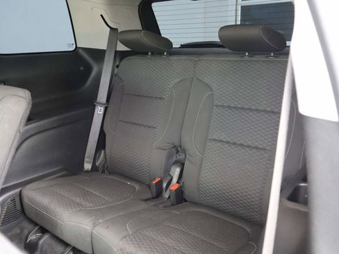 Used 2019 GMC Acadia SLE image 11