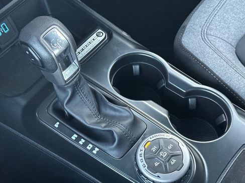 New 2025 Ford Bronco 2-Door w/ Sasquatch Package image 21