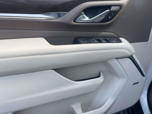 Certified 2021 GMC Yukon Denali w/ LPO, Illumination Package RWD image 19