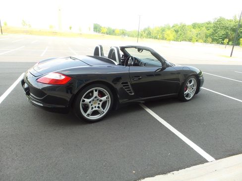 Used 2005 Porsche Boxster S image 31