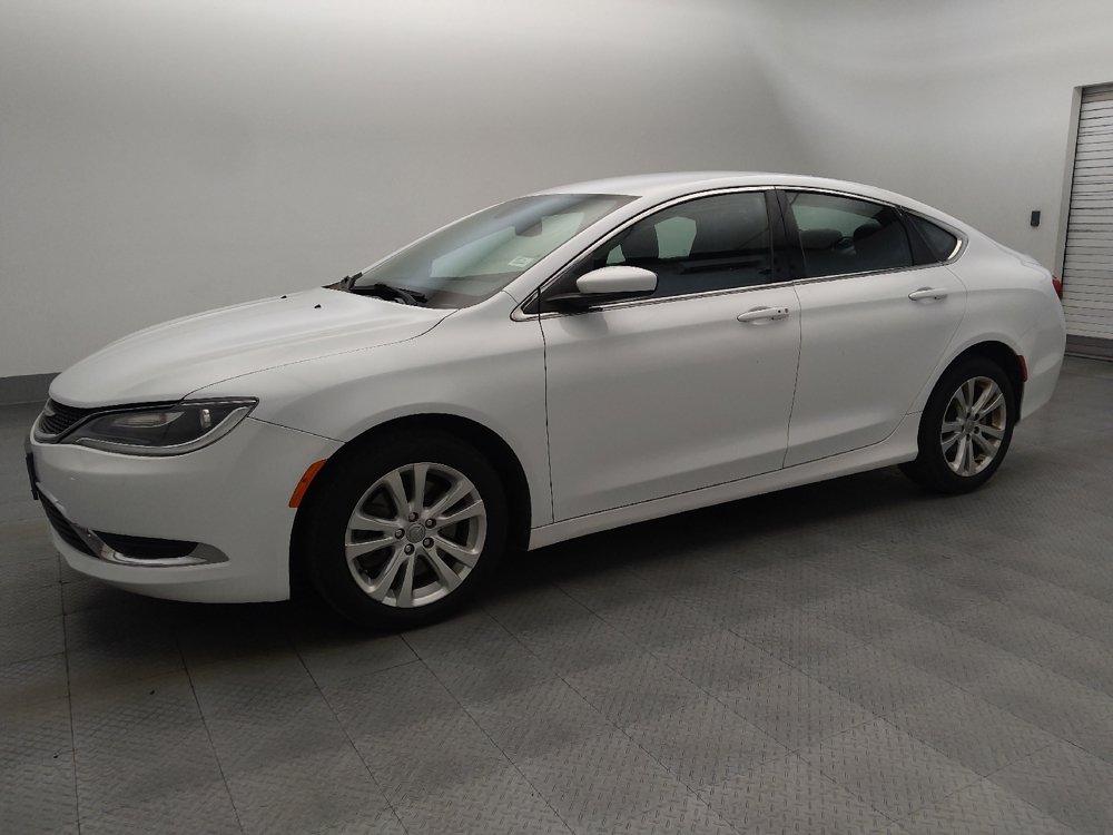 Used 2016 Chrysler 200 Limited Platinum w/ Comfort & Convenience Group FWD image 2