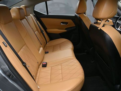 Used 2023 Nissan Sentra SV w/ SV Premium Package FWD image 19