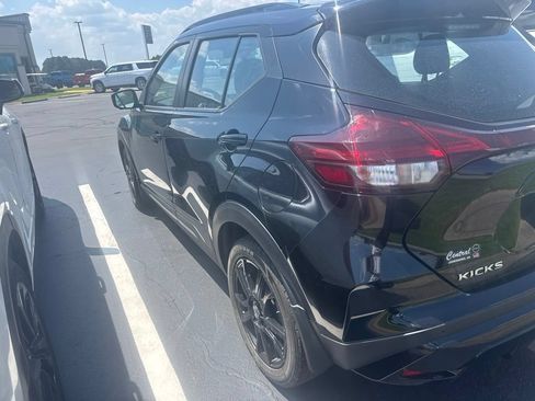 Used 2024 Nissan Kicks SR FWD image 5
