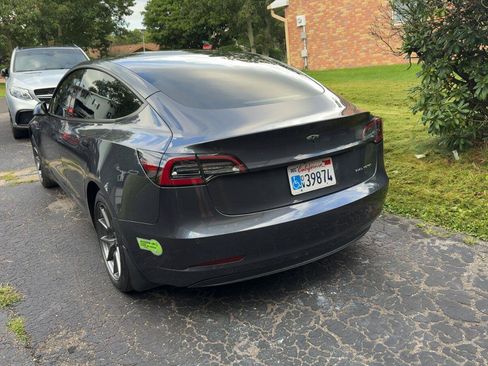 Used 2022 Tesla Model 3 Long Range AWD/4WD image 4